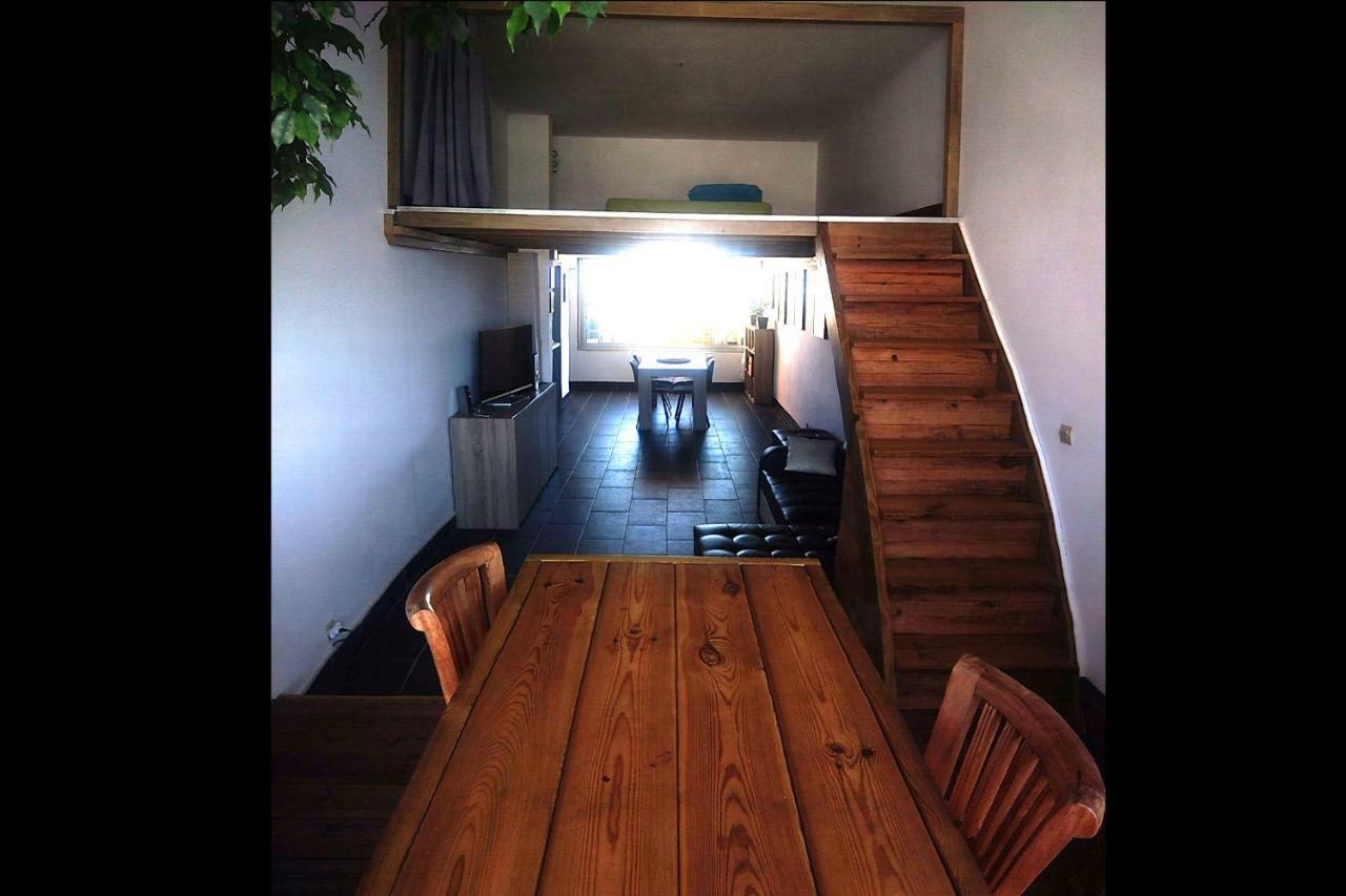 Loft Mezzanine Verriere Avec Vue Apartment Saint-Denis Bagian luar foto